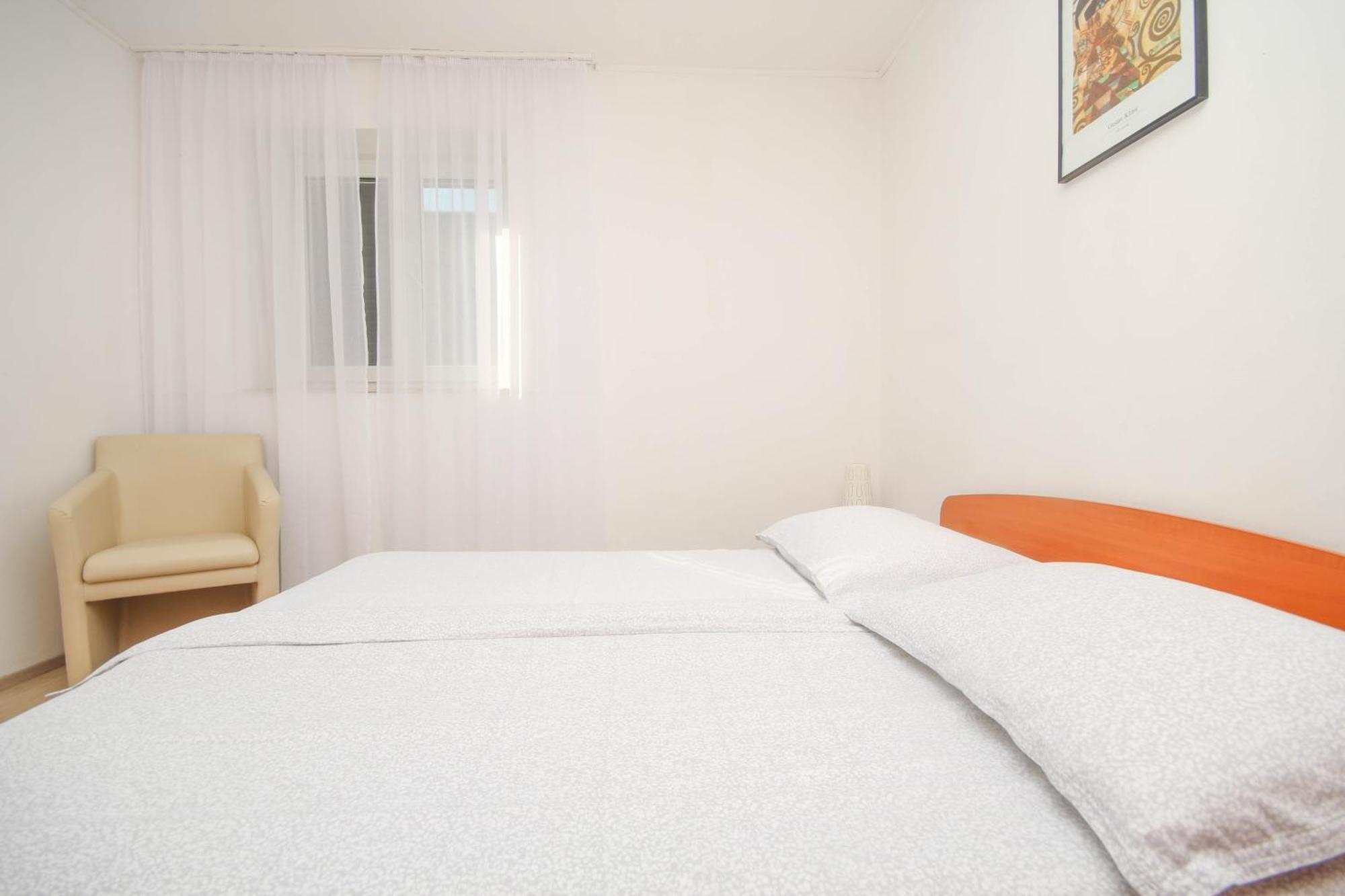 Family Petrov Apartments Vodice Ruang foto